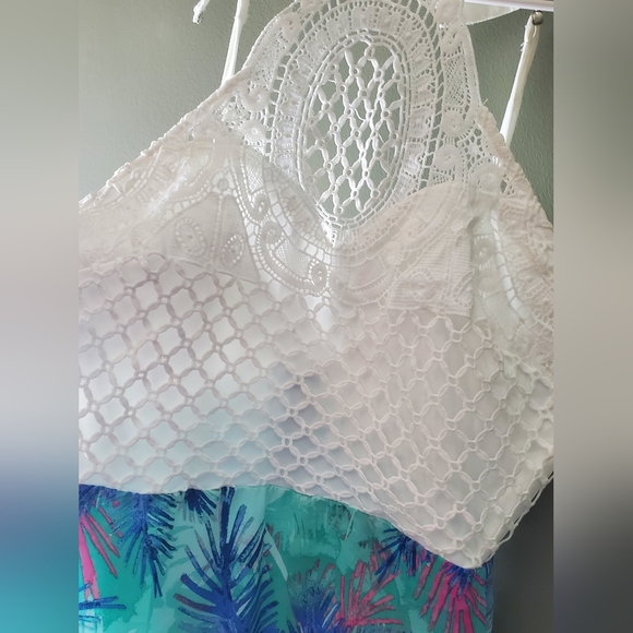 White Lace Halter Top with Tropical Print Skirt - Picture 3 of 6